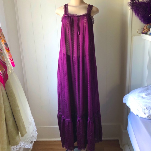 Vintage Plum Nightgown - Picture 1 of 8